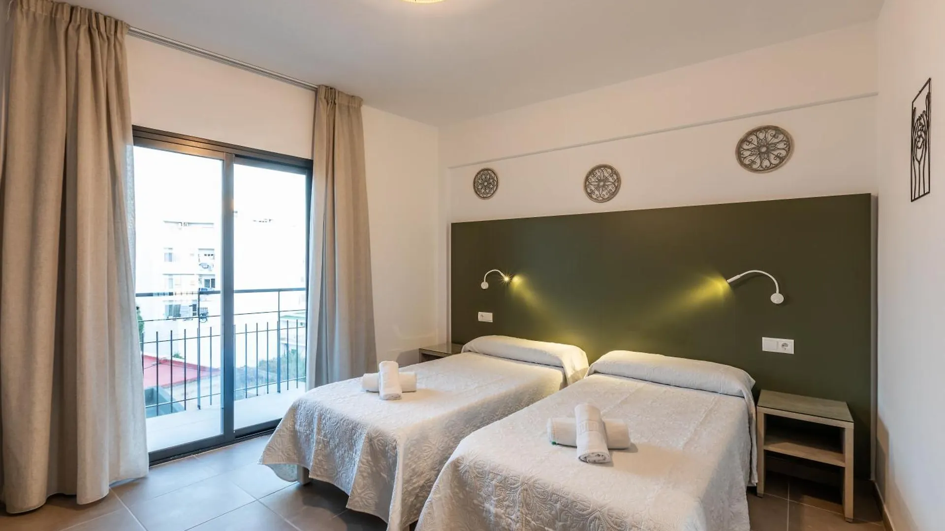 Hotel Hostal Alicante Sant Antoni de Portmany