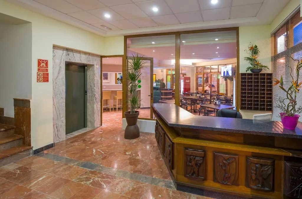 Hotel Hostal Alicante Sant Antoni de Portmany