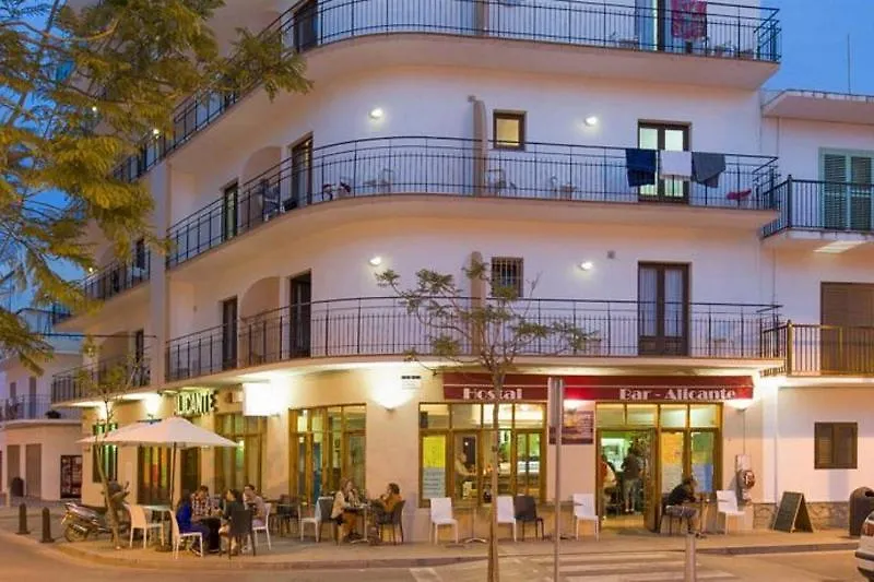 Hotel Hostal Alicante Sant Antoni de Portmany Spagna